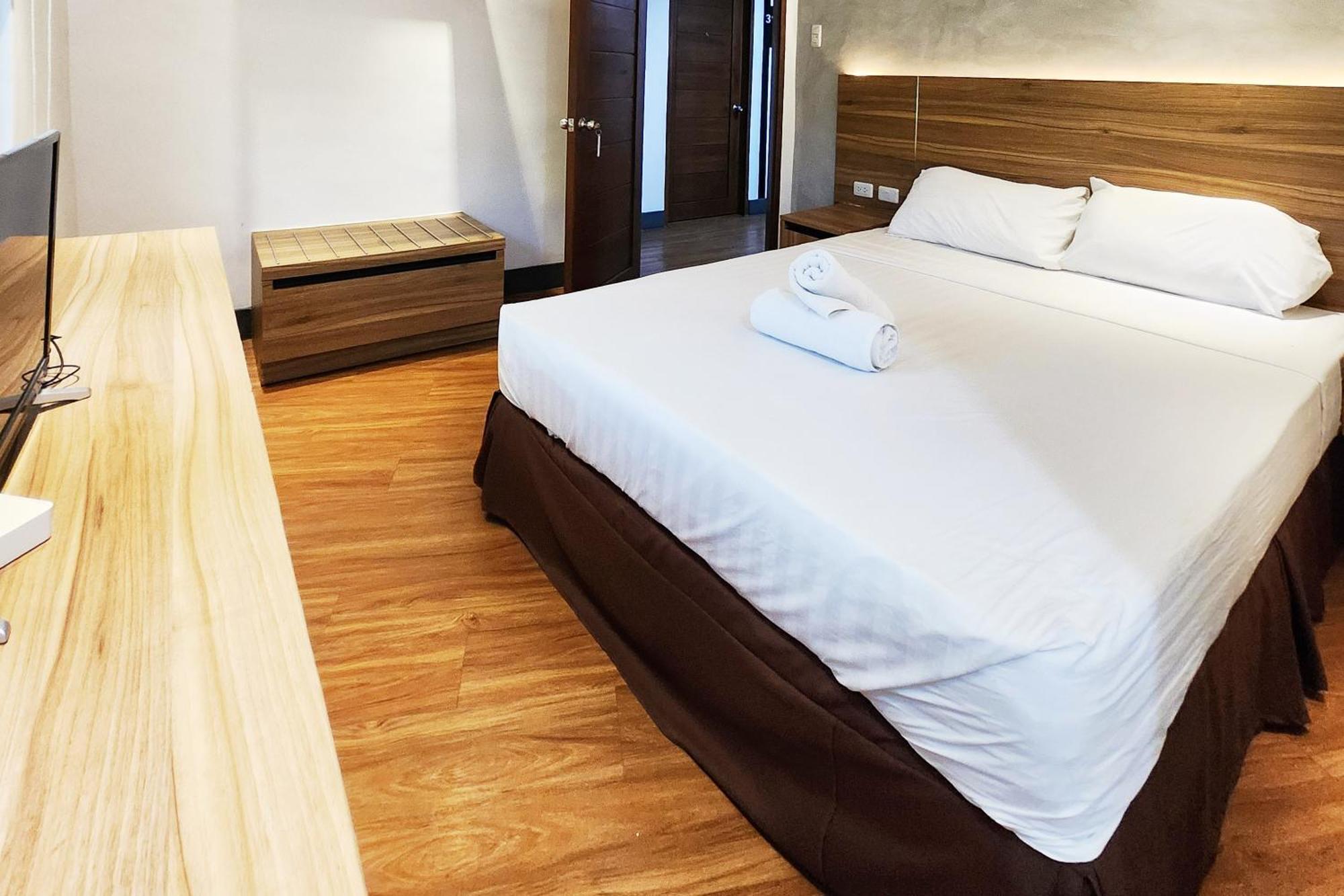 Boulevard Pension Hotel Cebu ภายนอก รูปภาพ