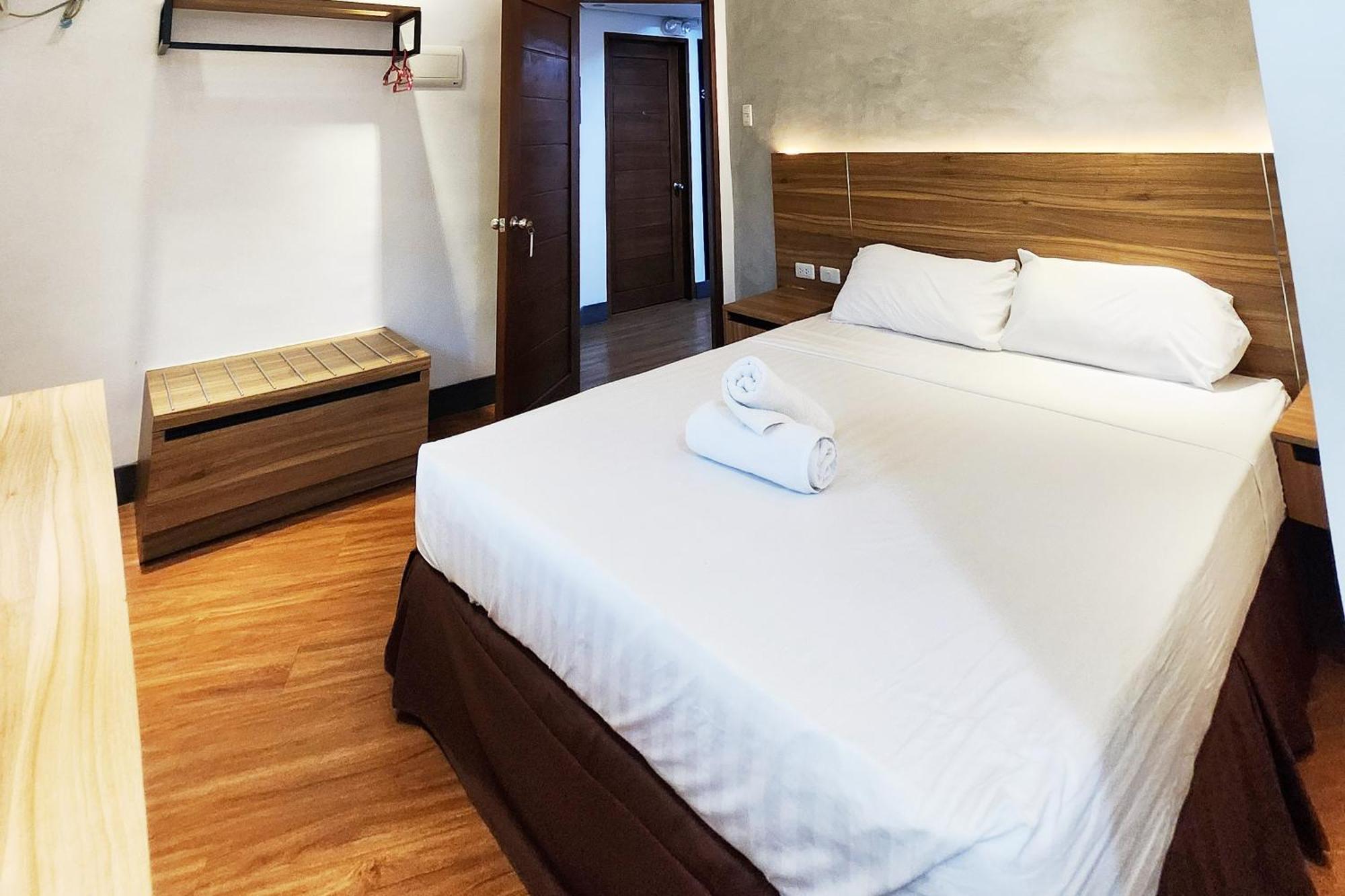 Boulevard Pension Hotel Cebu ภายนอก รูปภาพ