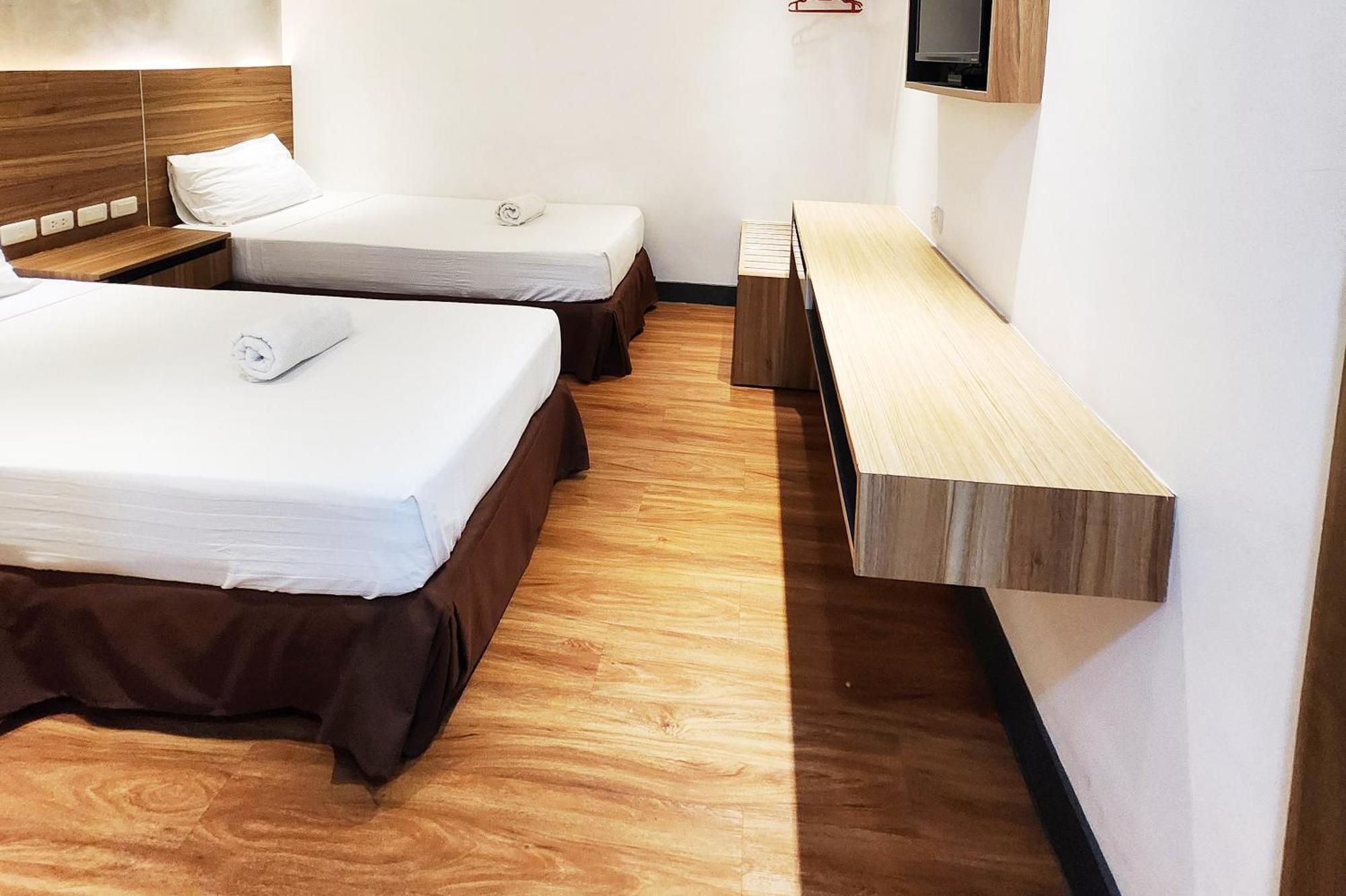 Boulevard Pension Hotel Cebu ภายนอก รูปภาพ