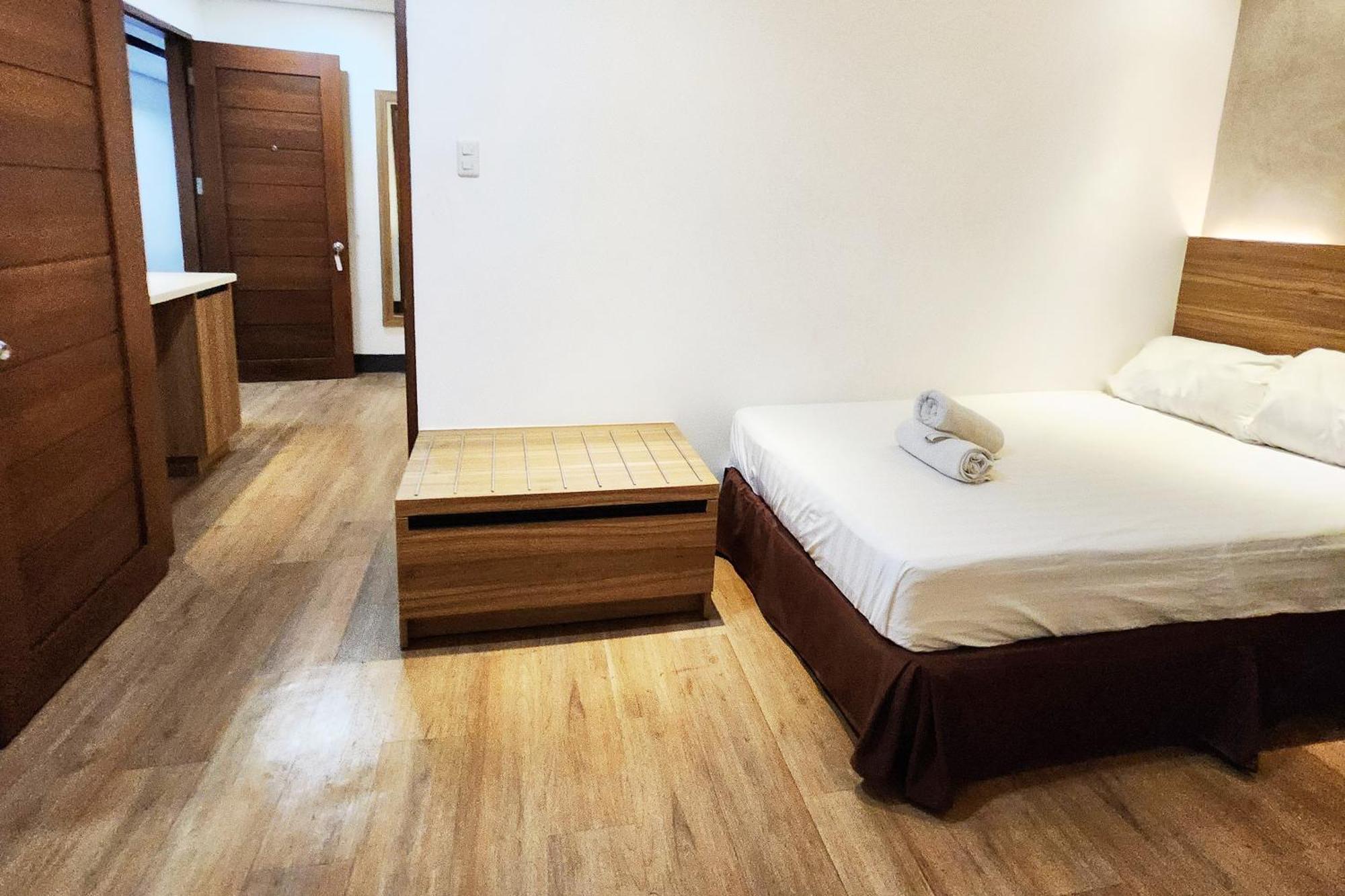 Boulevard Pension Hotel Cebu ภายนอก รูปภาพ