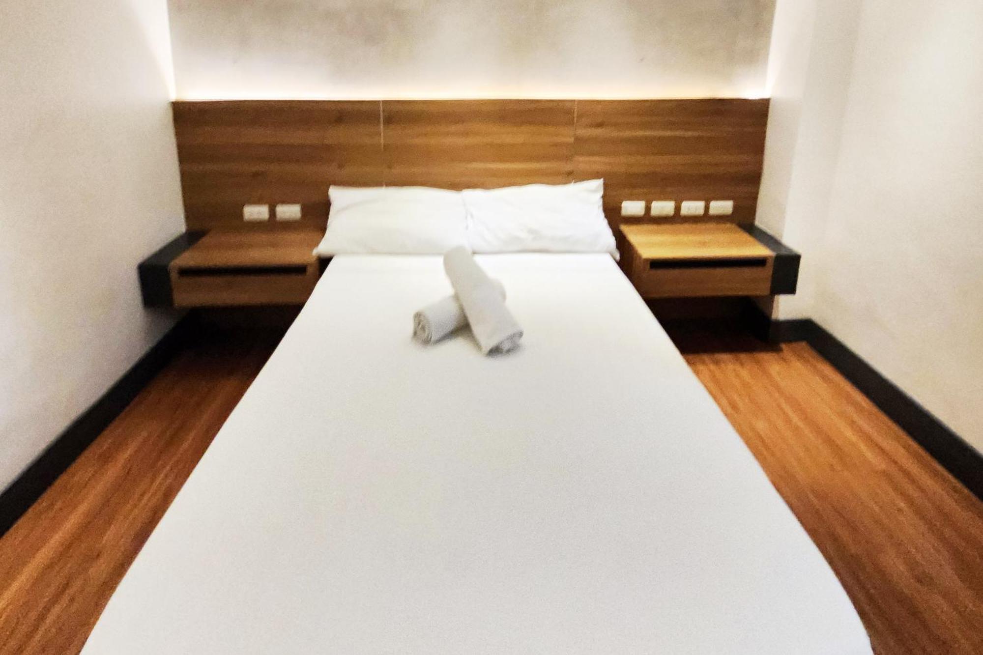 Boulevard Pension Hotel Cebu ภายนอก รูปภาพ