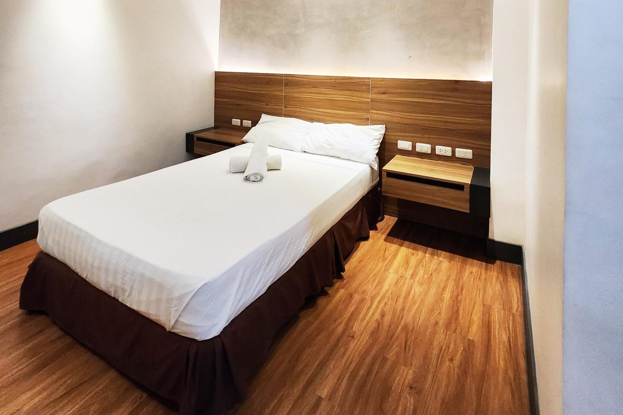 Boulevard Pension Hotel Cebu ภายนอก รูปภาพ